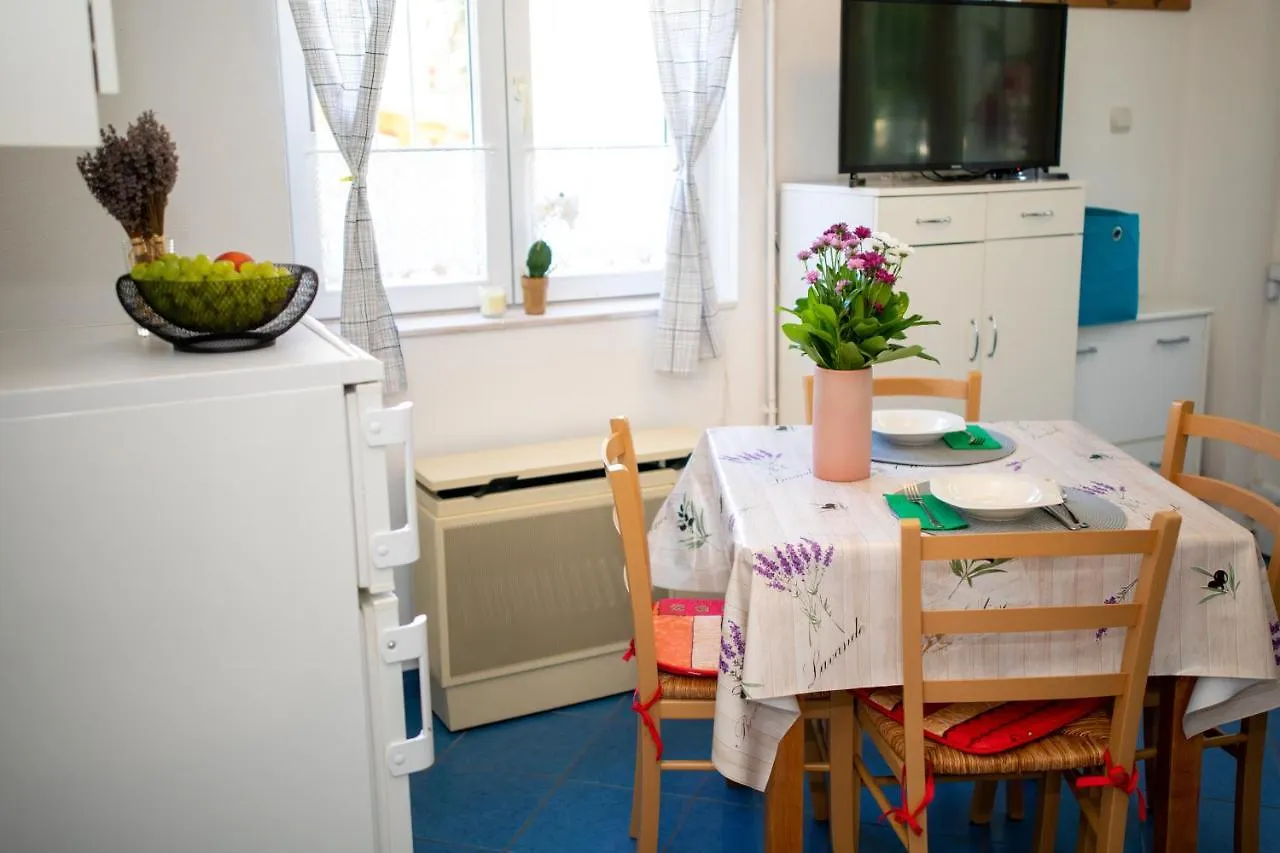 Orgonavirag Apartman Hajdúszoboszló 0*,  Węgry