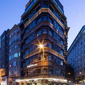 vizitați hotelul