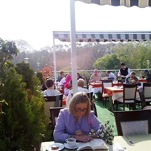 vizitați hotelul